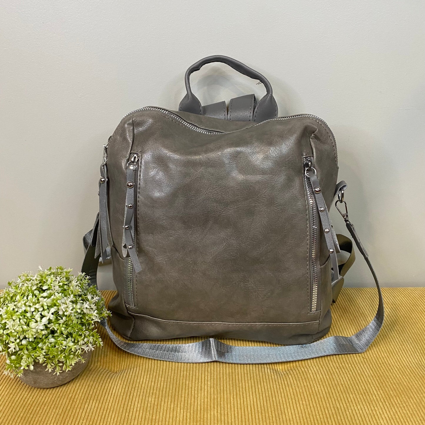 Victoria Backpack