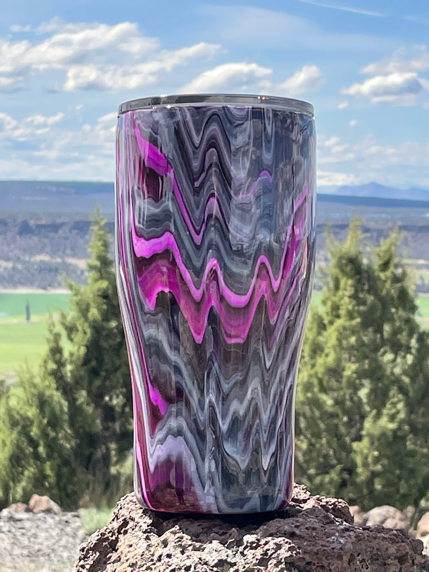 Hot pink, White and Black Dirty Pour!